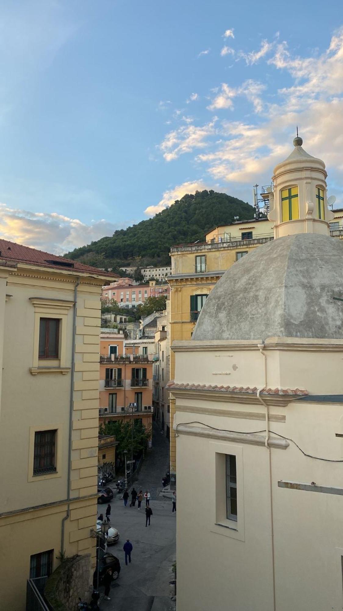 All'Imbrunire Exlusive Apartment Salerno Esterno foto