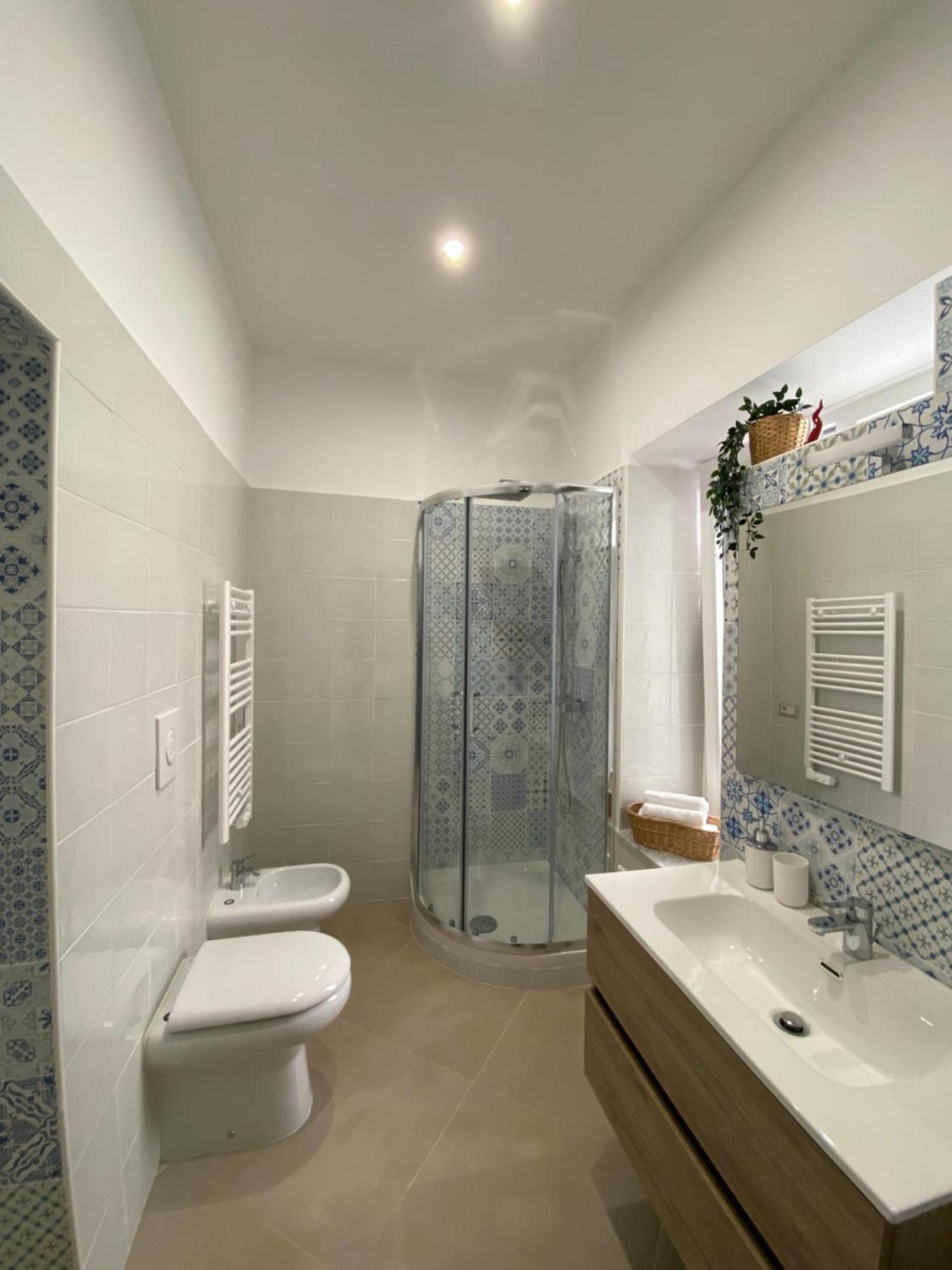 All'Imbrunire Exlusive Apartment Salerno Esterno foto